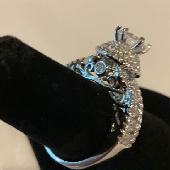 Stunning Wedding Set - Picture 10 of 10